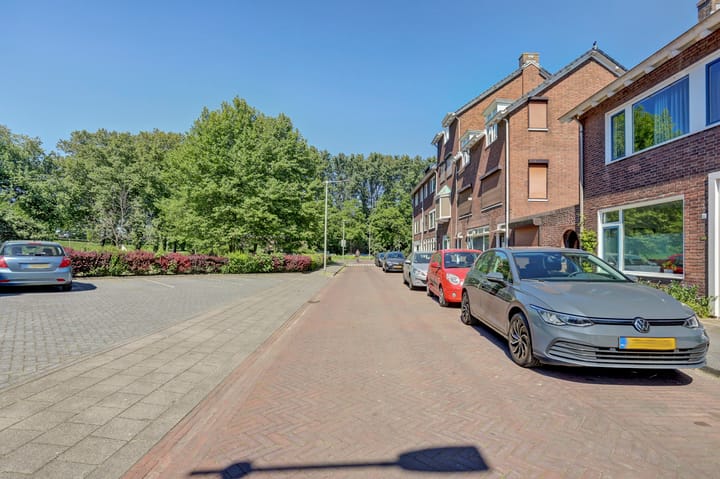 Foto 30 van Margrietstraat 2-4