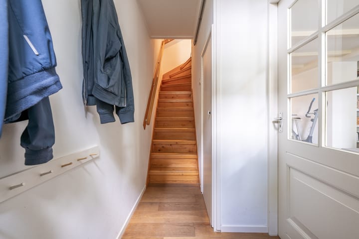 Foto 7 van Middelstegracht 159