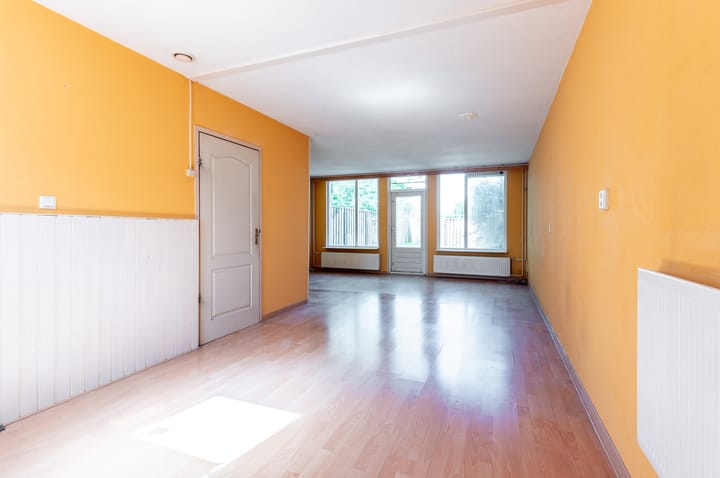 Photo 3 of Kamp 15 89