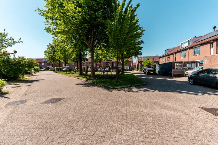 Photo 32 of Kamp 15 89