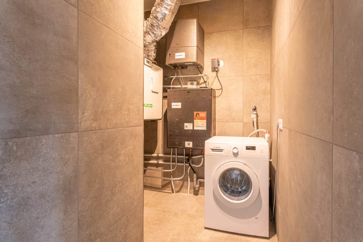 Foto 15 van E.E. van der Laanstraat 40