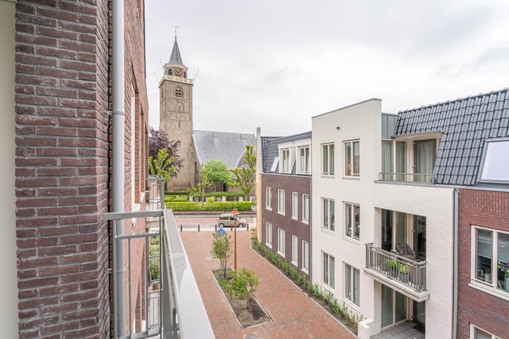 Foto 21 van E.E. van der Laanstraat 40