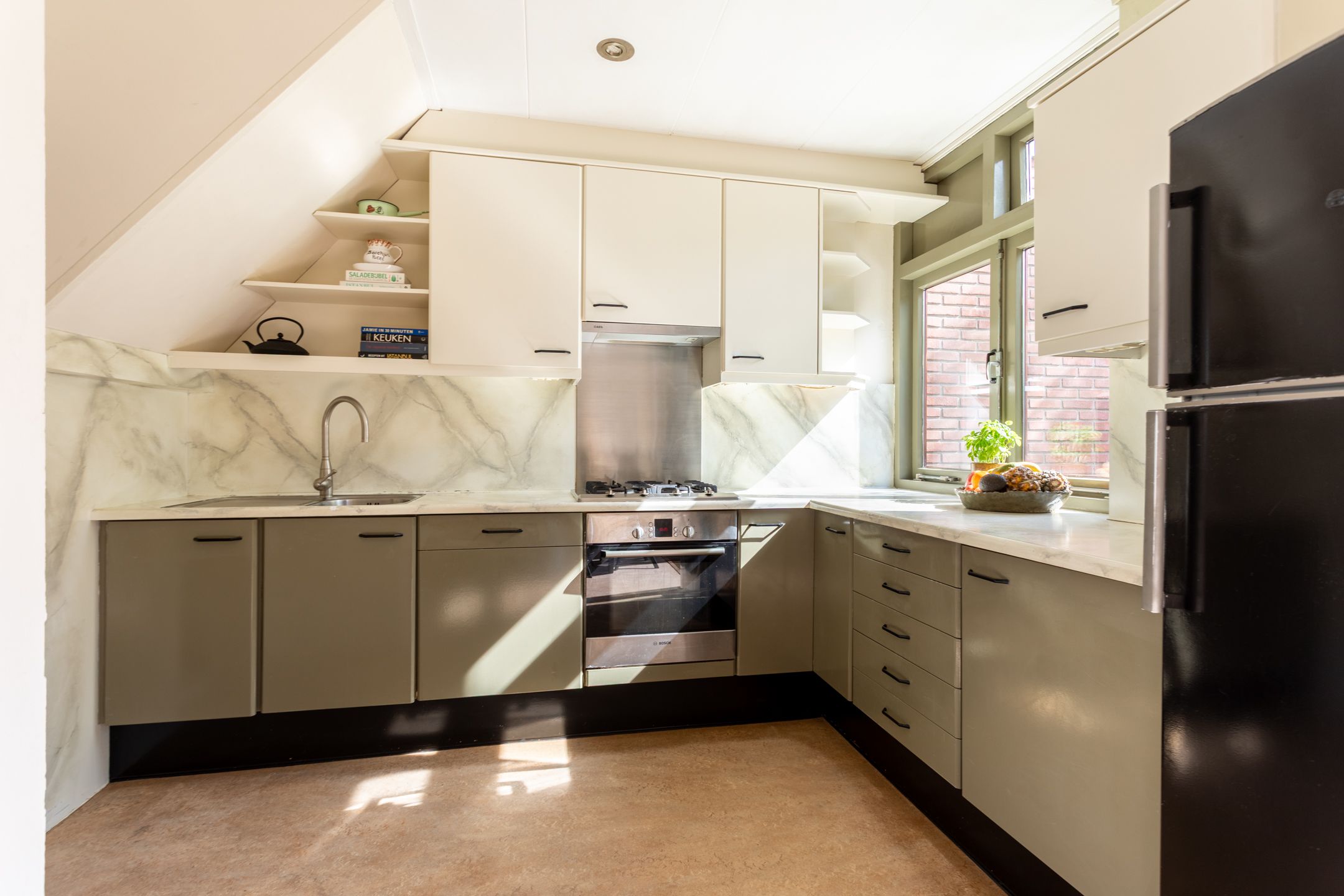 Foto 9 van Lijsterbeslaan 10