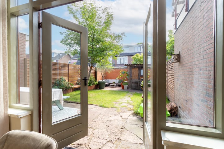 Foto 15 van Lijsterbeslaan 10