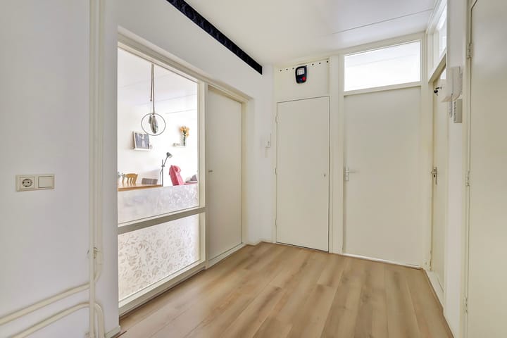 Foto 14 van Van Oldenbarneveltstraat 424