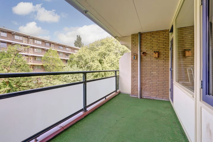 Foto 24 van Van Oldenbarneveltstraat 424