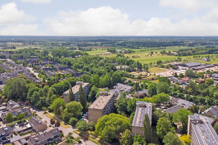 Foto 29 van Van Oldenbarneveltstraat 424