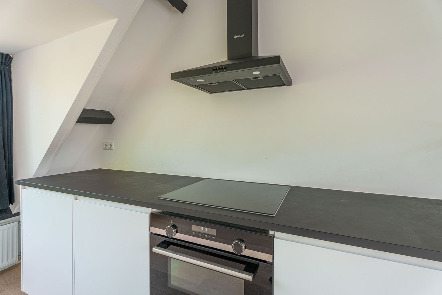 Photo 5 of Vliet Zuidzijde 15-A