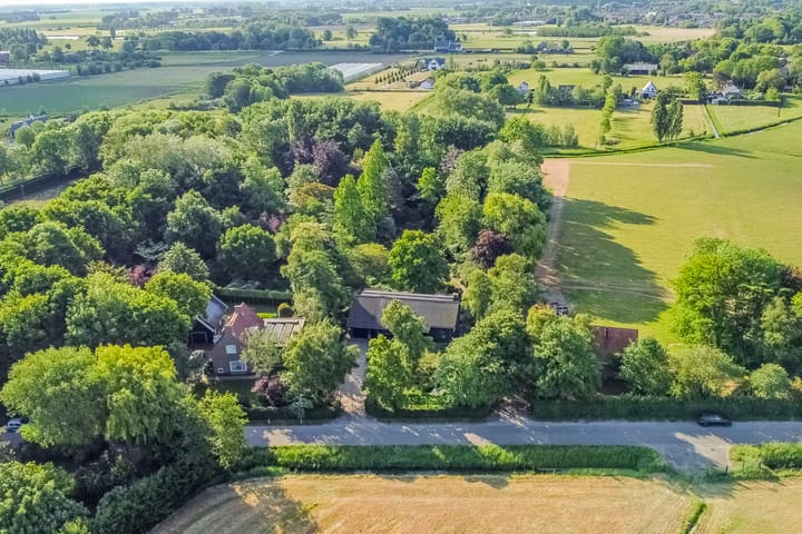 Foto 58 van Middelweg 3-A