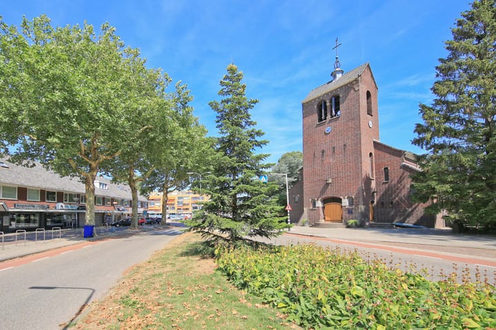 Photo 37 of Arendstraat 11