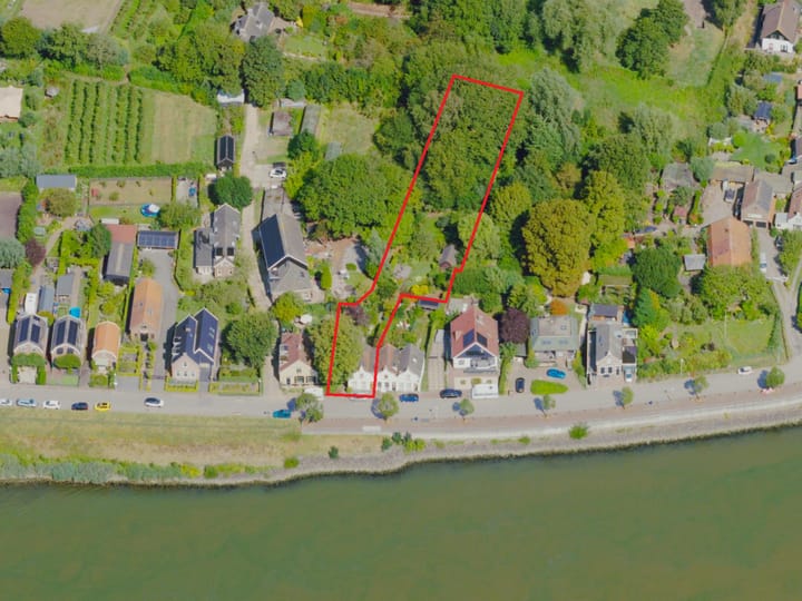 Foto 12 van Kerkbuurt 16