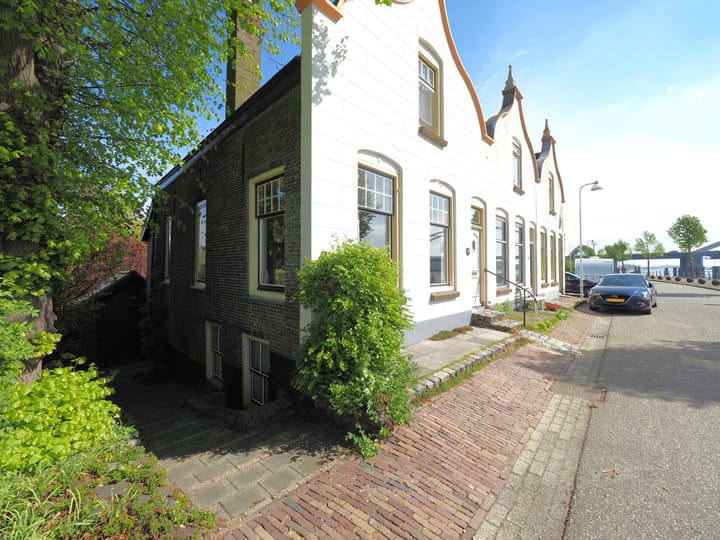 Foto 15 van Kerkbuurt 16