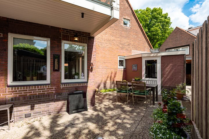 Foto 37 van De Bazelstraat 28