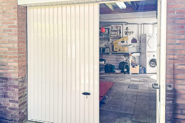 Foto 43 van De Bazelstraat 28