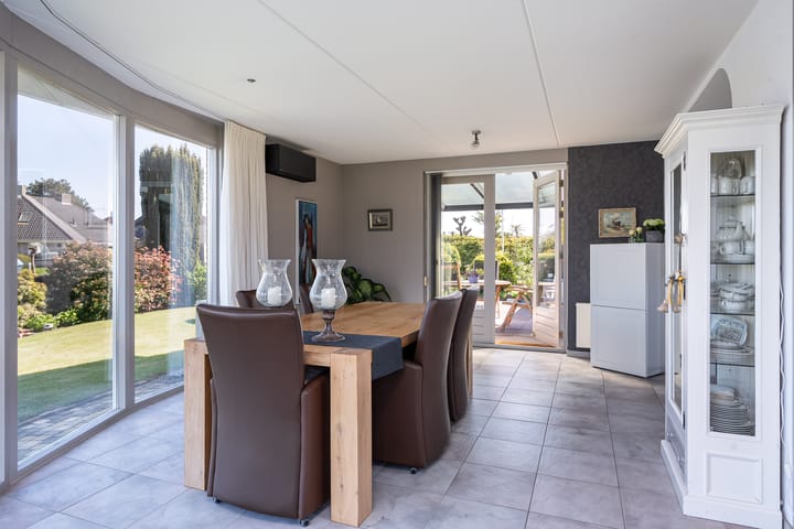 Photo 38 of Meerkoet 22