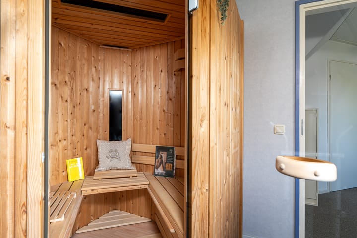 Photo 56 of Meerkoet 22