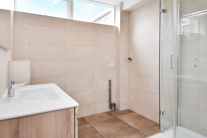 Foto 5 van Van Adrichemstraat 379-A