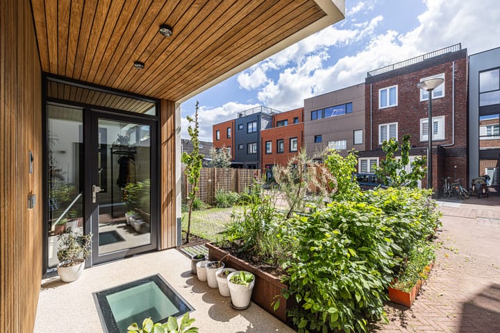 Foto 10 van Chris van Abkoudestraat 25