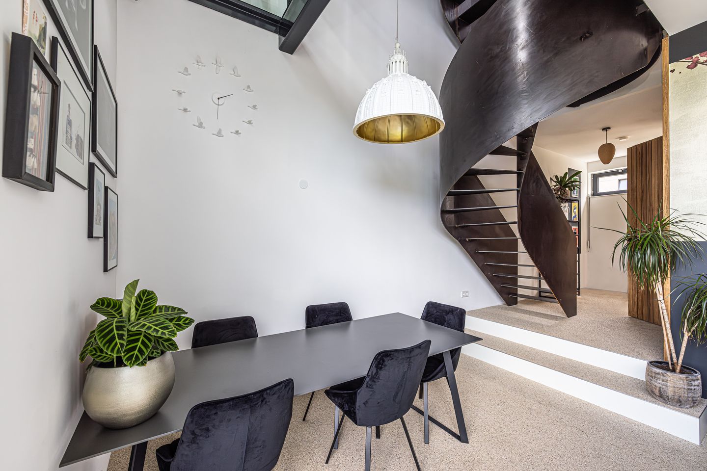 Foto 25 van Chris van Abkoudestraat 25