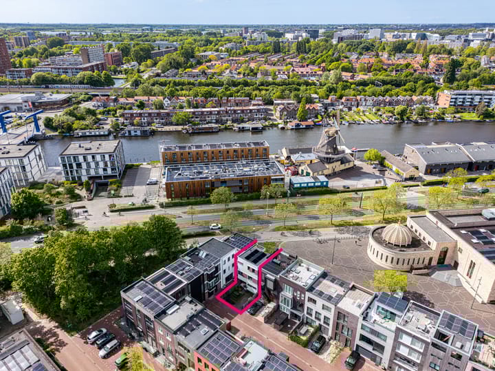 Foto 59 van Chris van Abkoudestraat 25