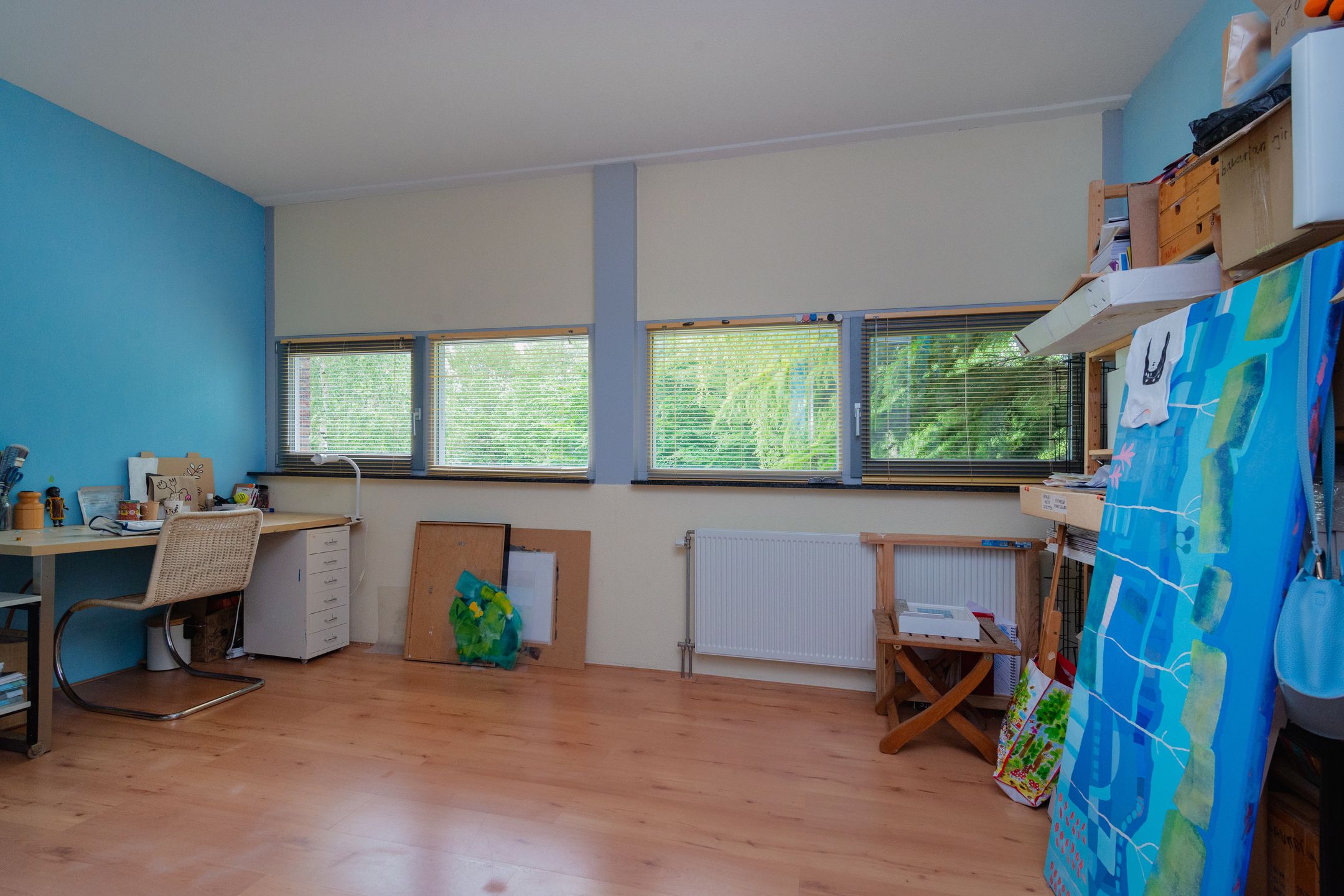 Photo 15 of Professor Pigracht 28