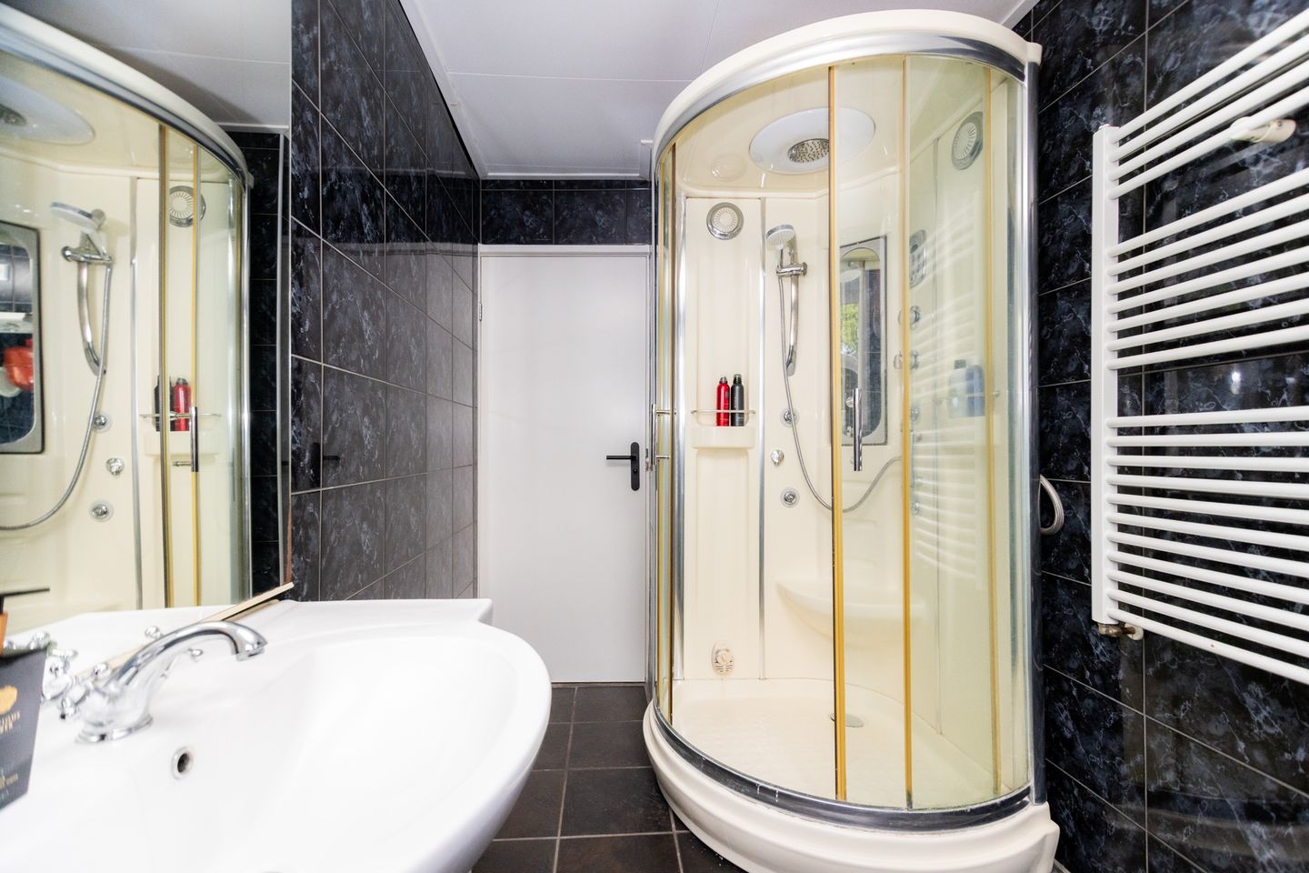 Foto 10 van Dijkstraat 32