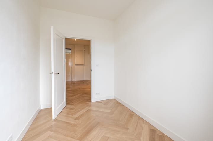 Foto 38 van Valkenboskade 516