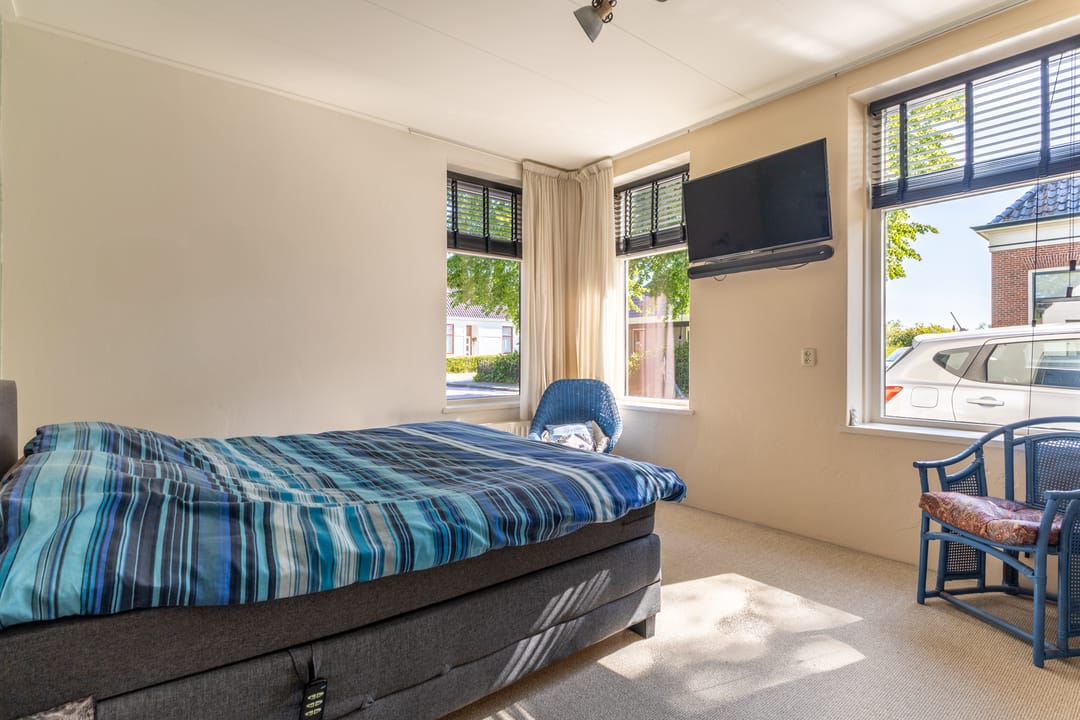 Photo 11 of Hoofdstraat 75