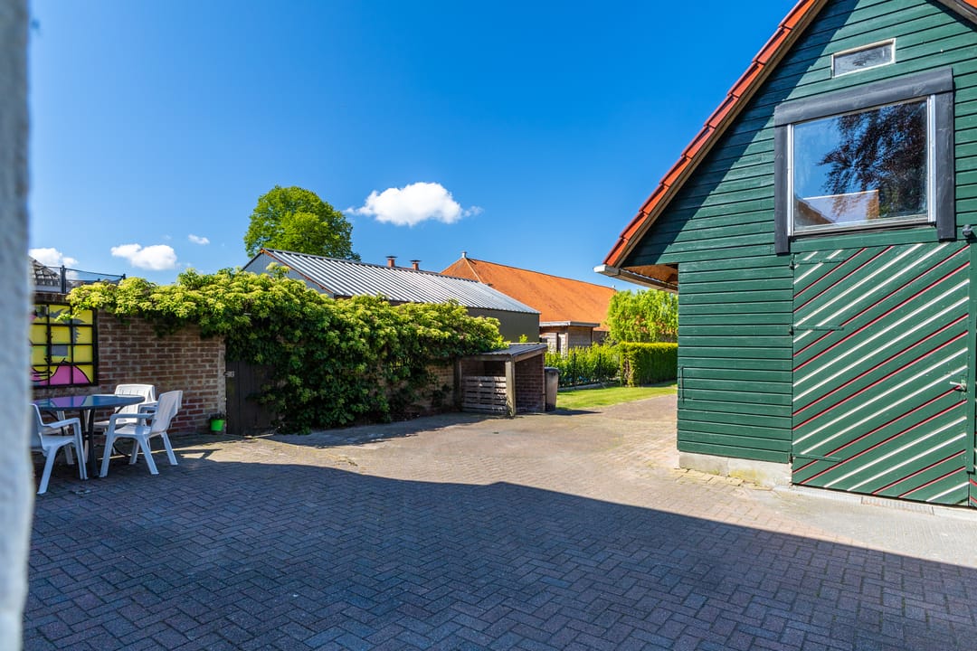 Photo 23 of Hoofdstraat 75