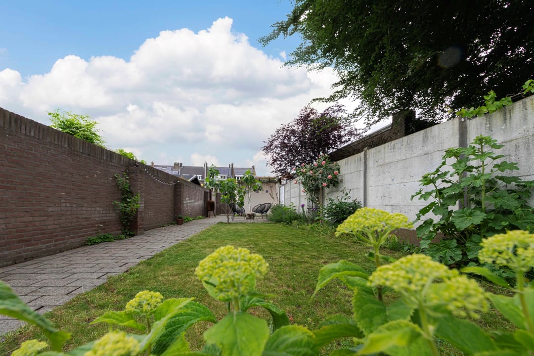Photo 37 of Kruisstraat 93