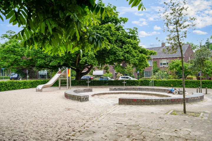 Foto 46 van Frederik Hendriklaan 139