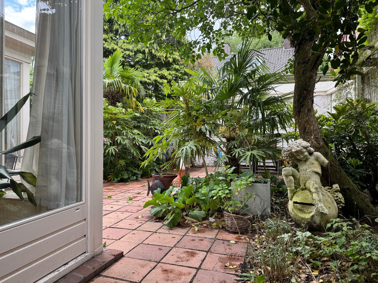 Foto 25 van Frederik Hendriklaan 139