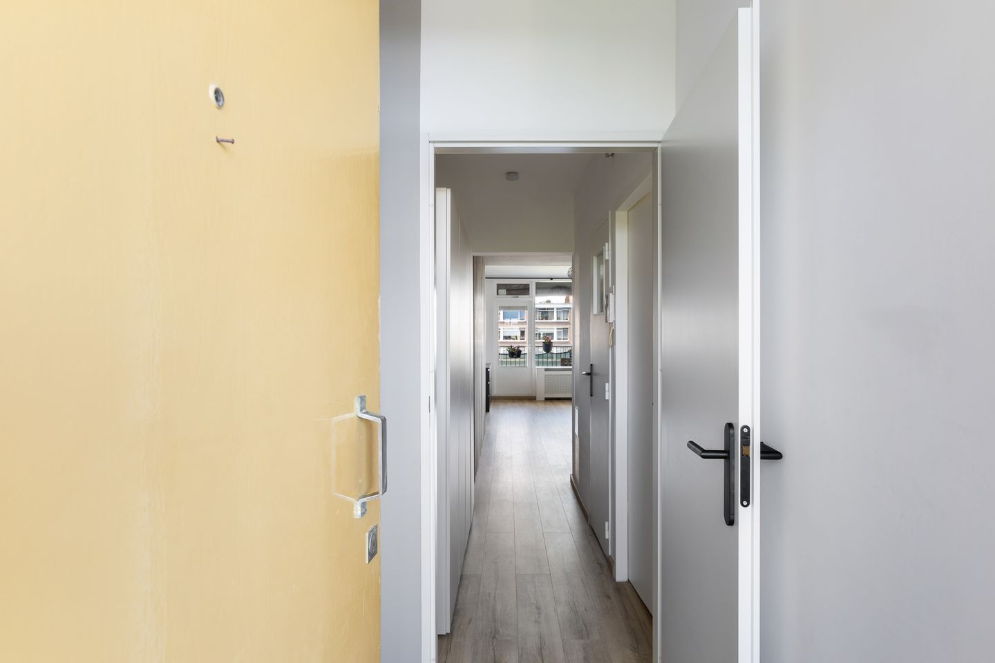 Foto 10 van Hengelolaan 1150