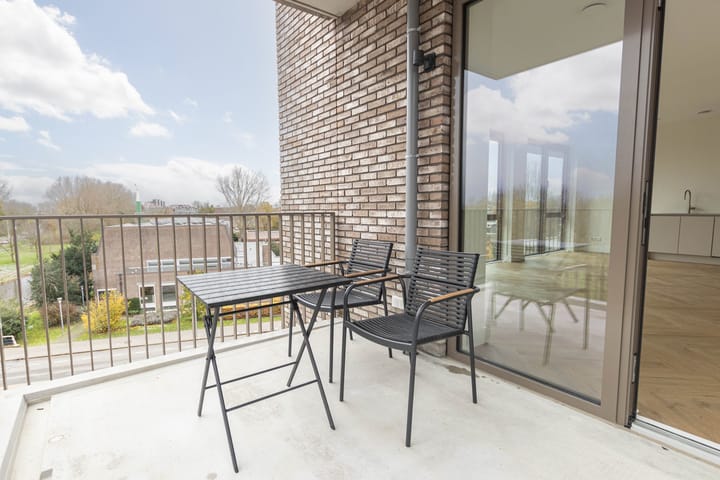 Foto 5 van Picassolaan 979