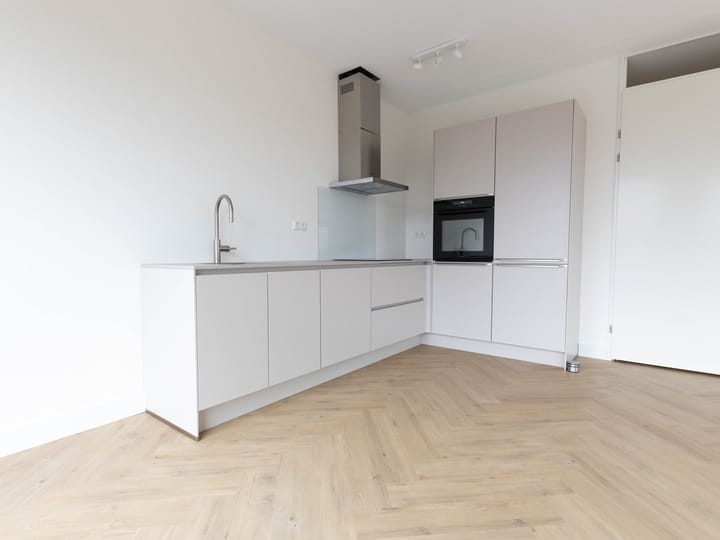 Foto 19 van Picassolaan 979