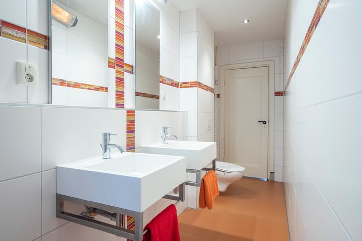 Photo 33 of Rijksweg Zuid 105-B