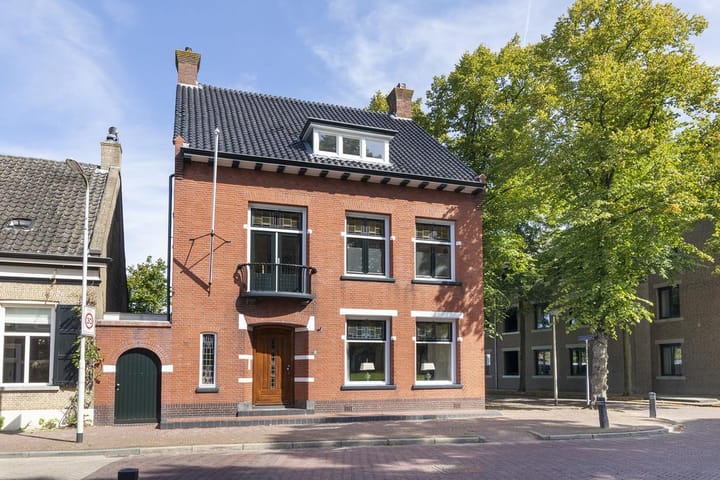 Markt 13