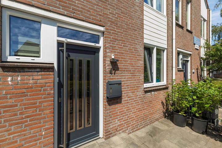 Foto 5 van Claude Debussystraat 47