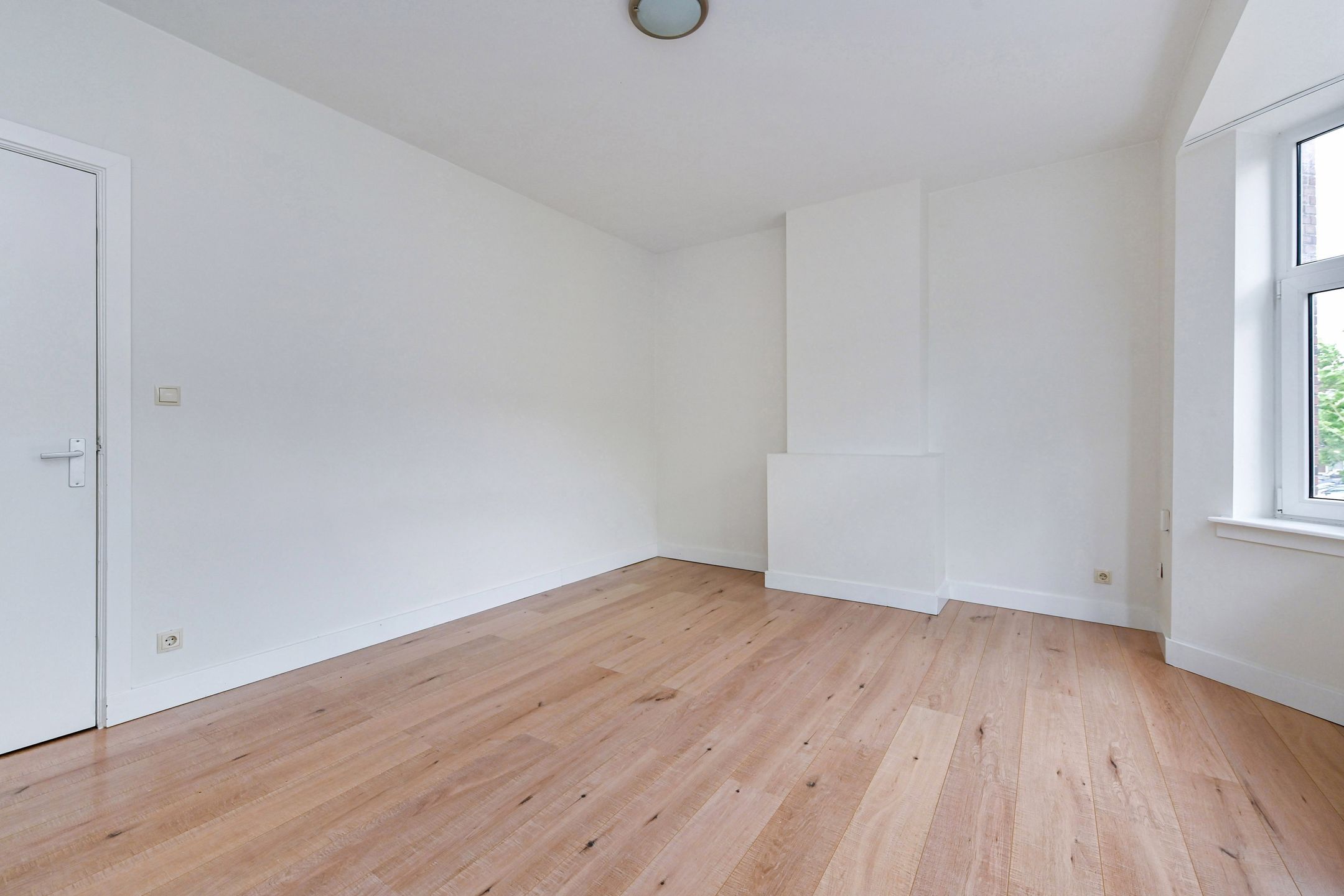 Foto 12 van Burgersdijkstraat 46