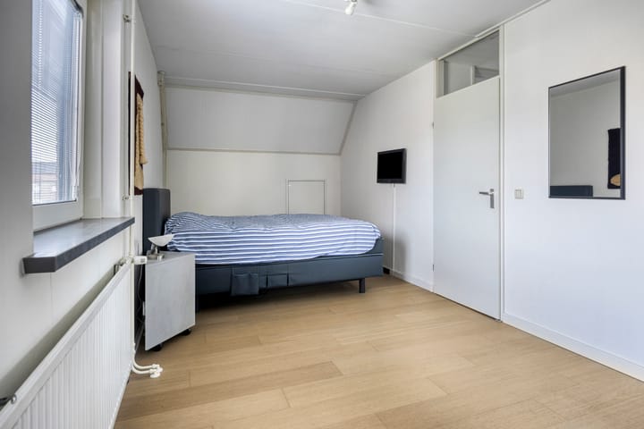 Foto 23 van Hoefslagmate 60