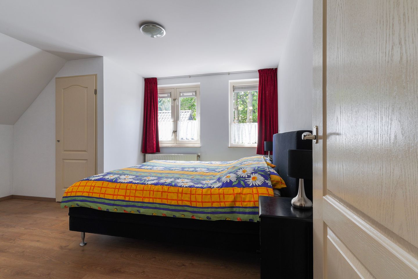 Foto 29 van Mgr.Hermuslaan 99-A