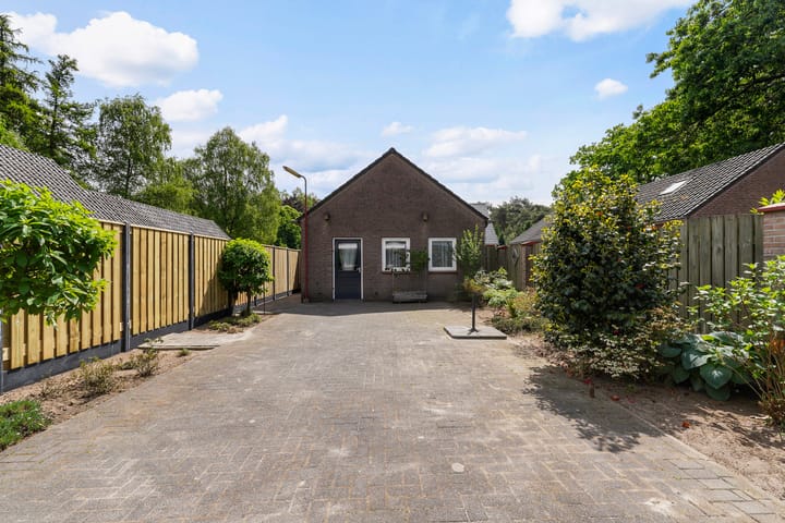 Foto 46 van Mgr.Hermuslaan 99-A