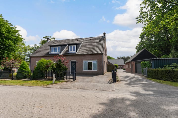 Foto 52 van Mgr.Hermuslaan 99-A