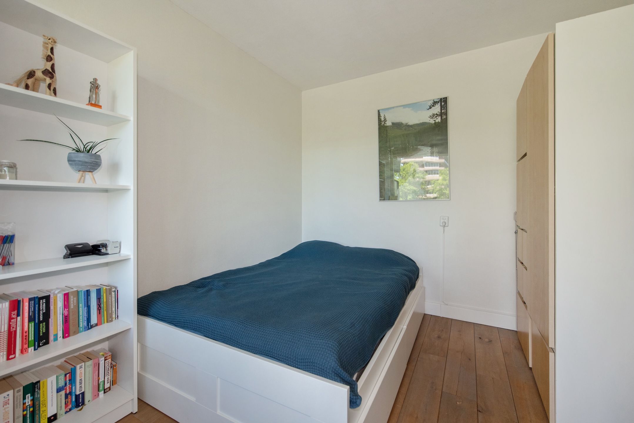 Photo 12 of Roland Holstlaan 997