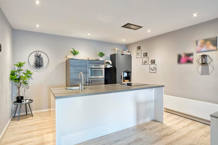 Foto 9 van Molenstraat 8