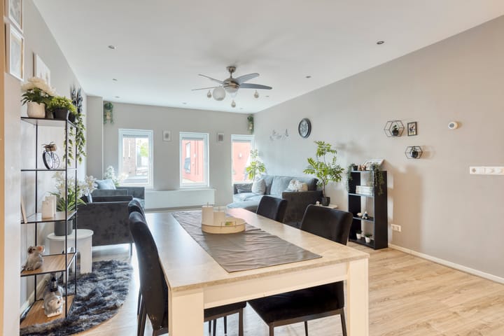 Foto 12 van Molenstraat 8