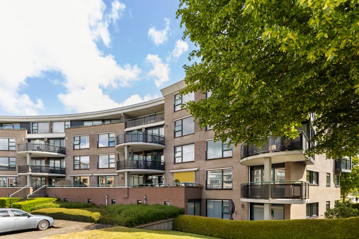 Foto 9 van Rooswinkelstate 124