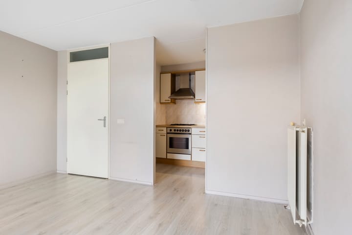 Foto 25 van Rooswinkelstate 124