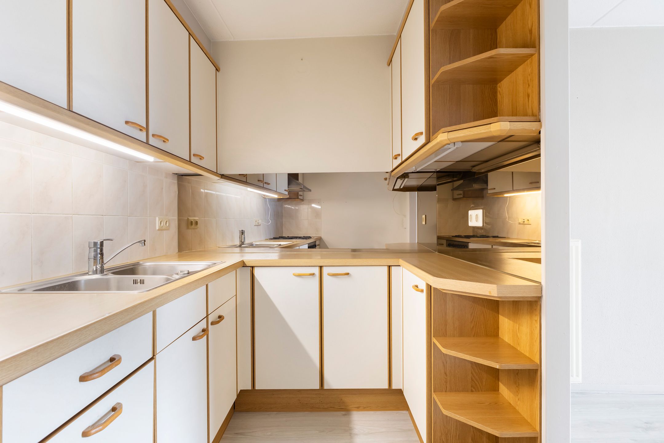 Foto 27 van Rooswinkelstate 124