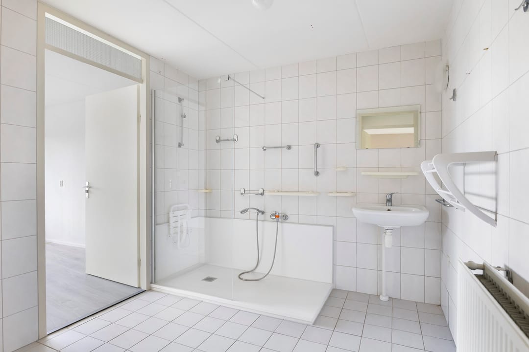 Foto 32 van Rooswinkelstate 124